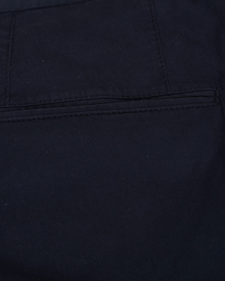 Herr | Byxor | Oscar Jacobson | Delon Pleated Cotton Chinos Blue