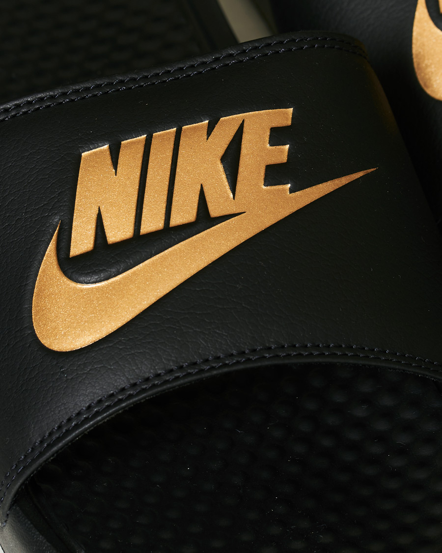 Herr | Nike Benassi JDI Slides Black/Gold | Nike | Benassi JDI Slides Black/Gold