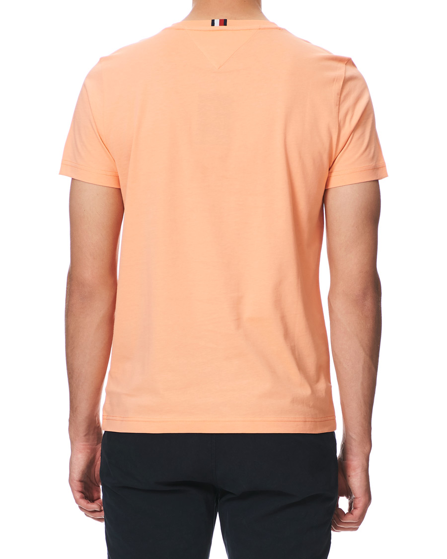 Herr | T-Shirts | Tommy Hilfiger | Flag Logo Crew Neck Tee Island Coral