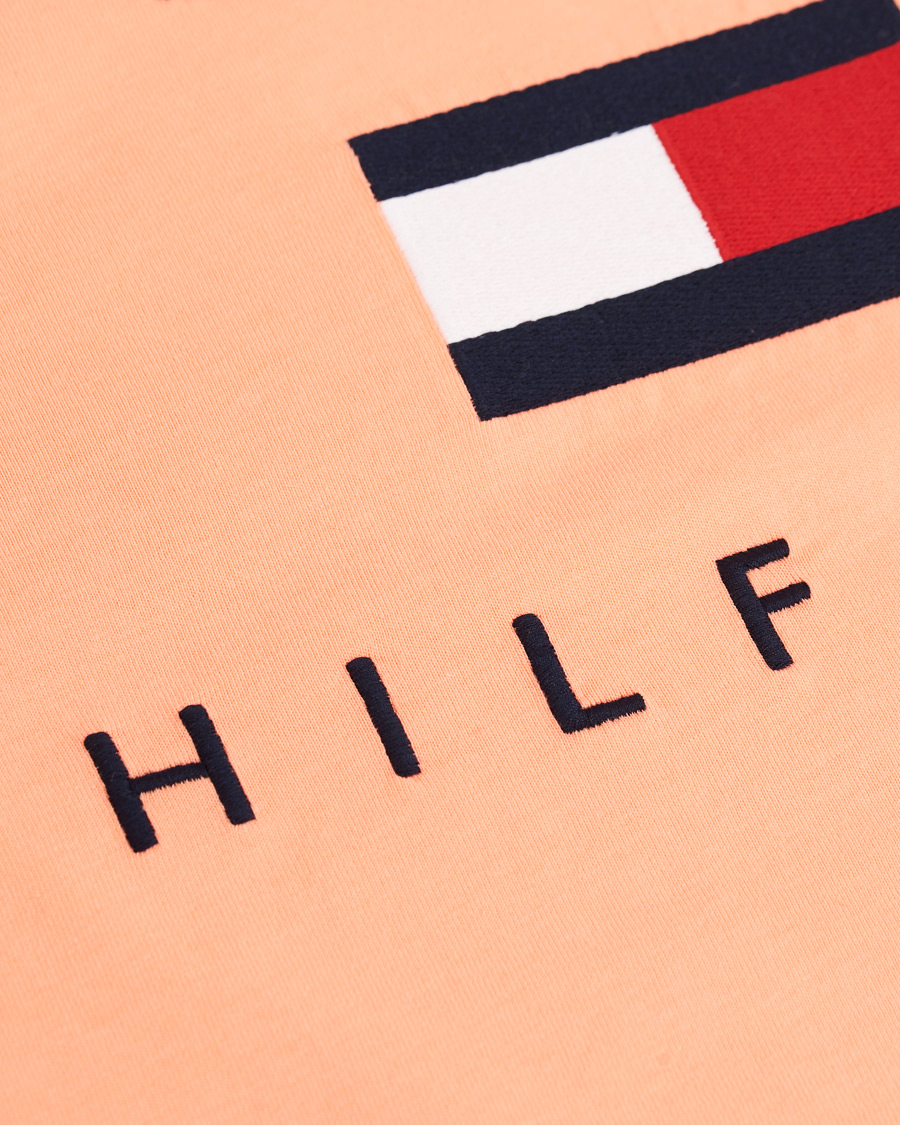 Herr | T-Shirts | Tommy Hilfiger | Flag Logo Crew Neck Tee Island Coral