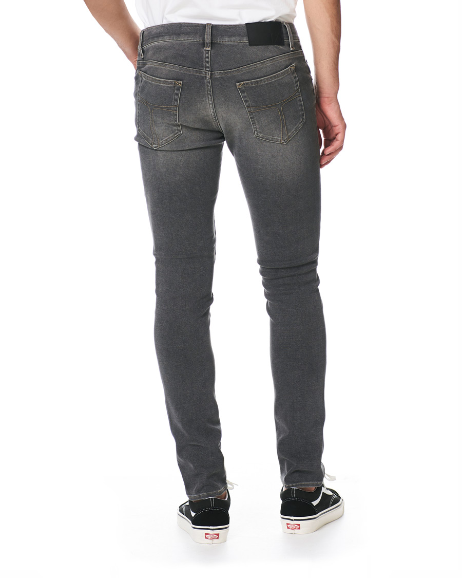Herr | Jeans | Tiger of Sweden Jeans | Slim Trip Organic Cotton Stretch Jeans Grey