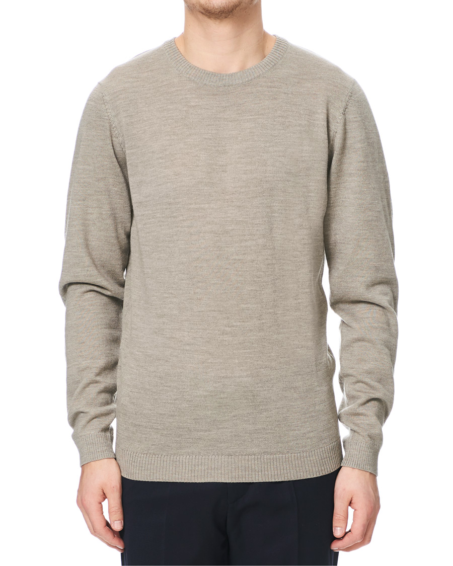 Herr | | A Day's March | Classic Merino Crew Neck Sand