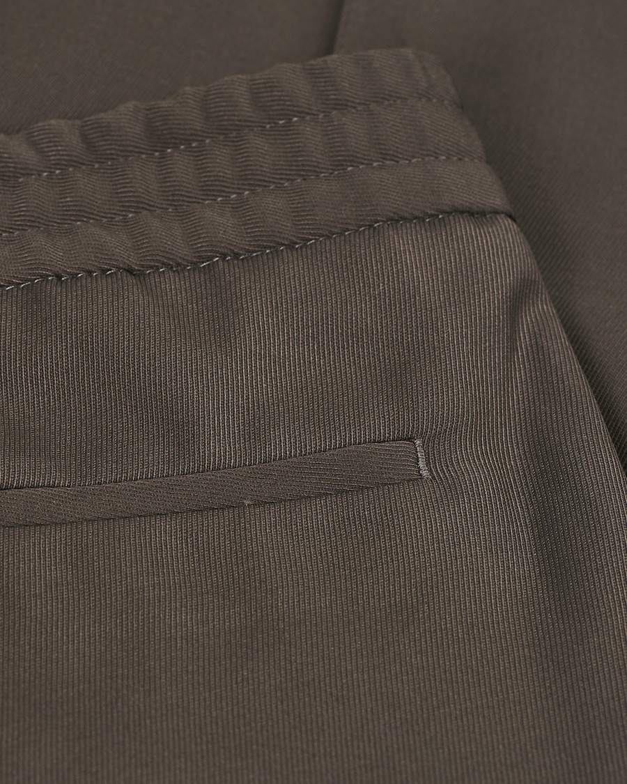 Herr | Byxor | Filippa K | Terry Gabardine Cropt Turn Up Trousers Taupe