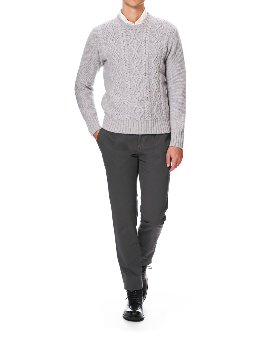 Herr | Tröjor | Inis Meáin | Classic Aran Wool Crew Neck Light Grey