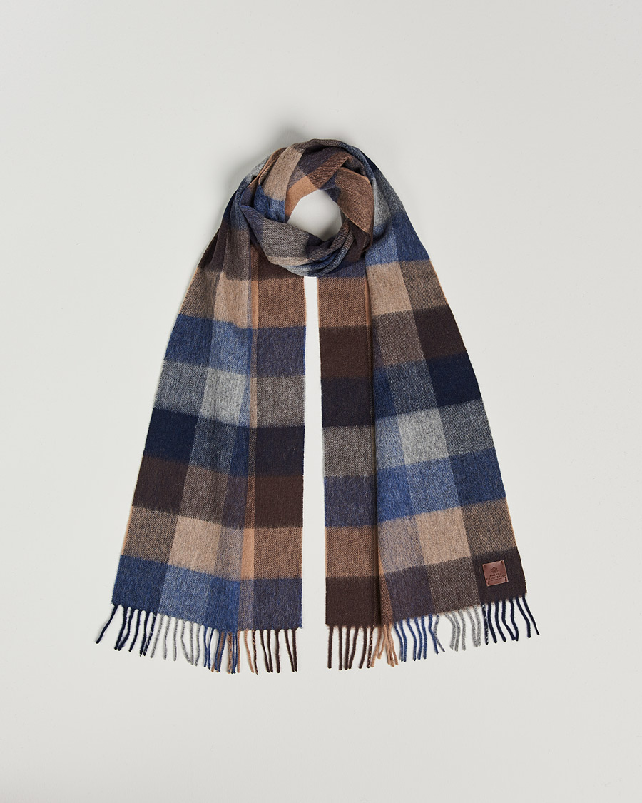 Herr | Amanda Christensen Merino Wool Block Check Scarf Navy/Brown | Amanda Christensen | Merino Wool Block Check Scarf Navy/Brown