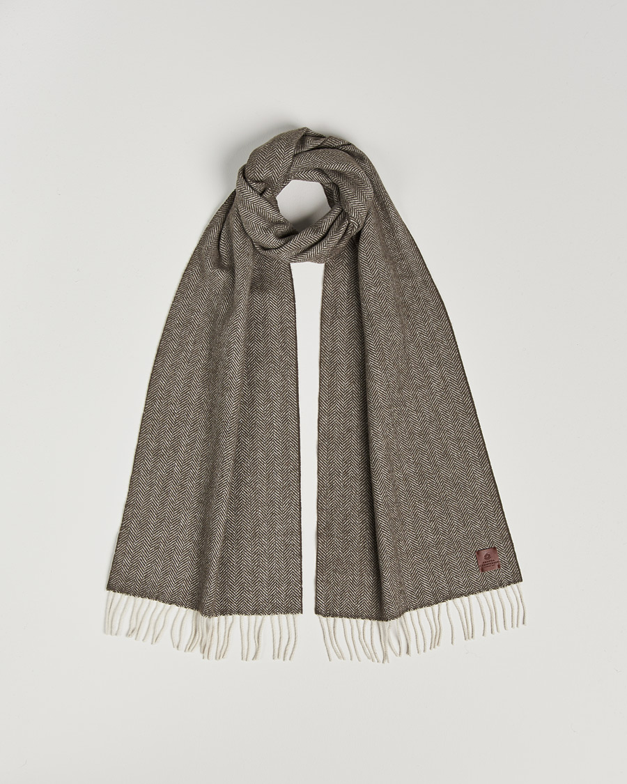 Herr | Amanda Christensen Merino Wool Herringbone Olive | Amanda Christensen | Merino Wool Herringbone Olive