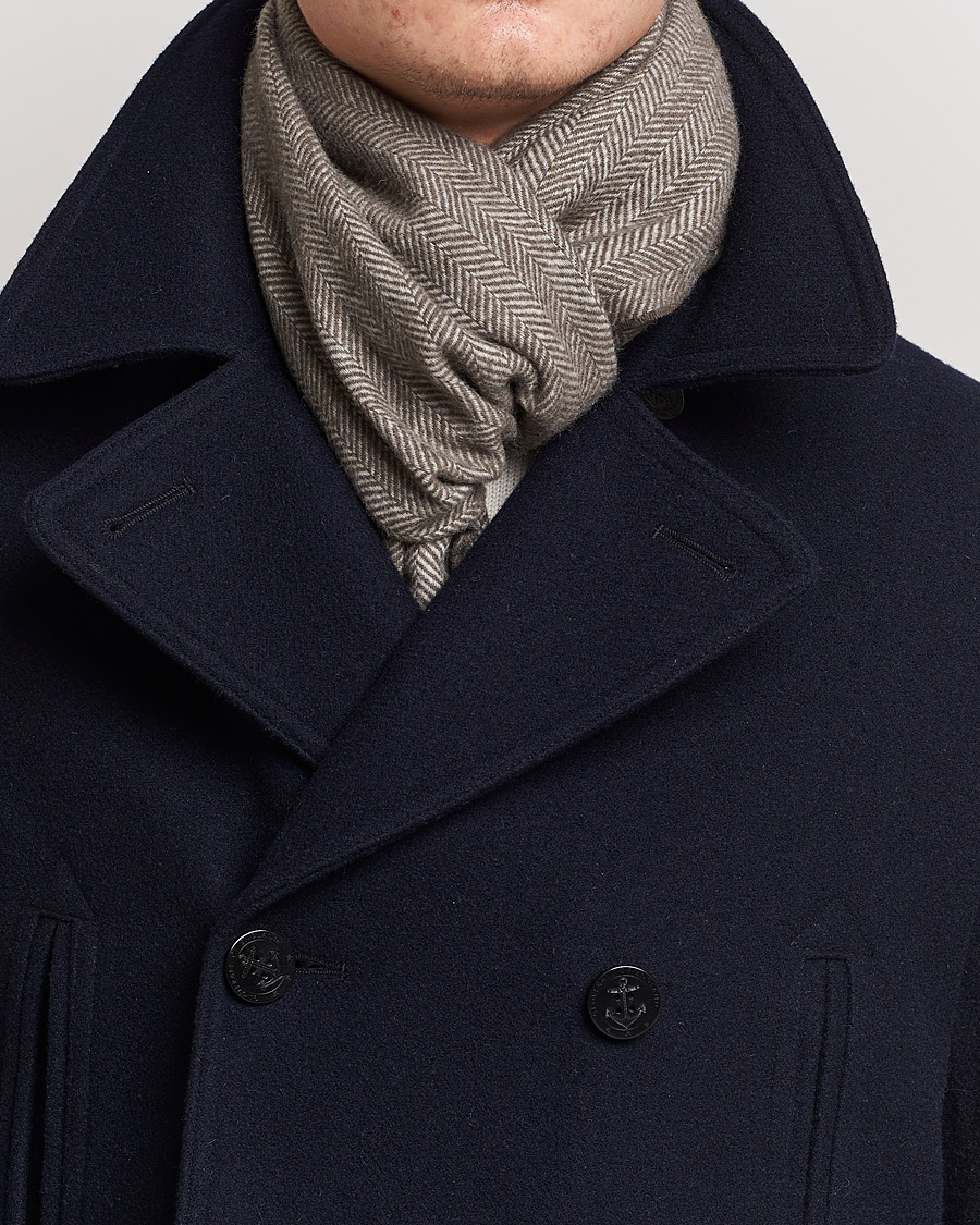 Herr | Amanda Christensen Merino Wool Herringbone Olive | Amanda Christensen | Merino Wool Herringbone Olive
