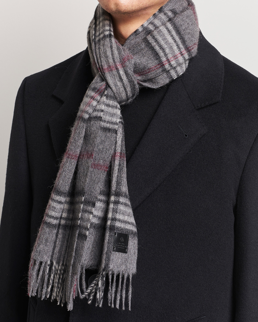 Herr | Amanda Christensen Merino Wool Check Scarf Grey | Amanda Christensen | Merino Wool Check Scarf Grey