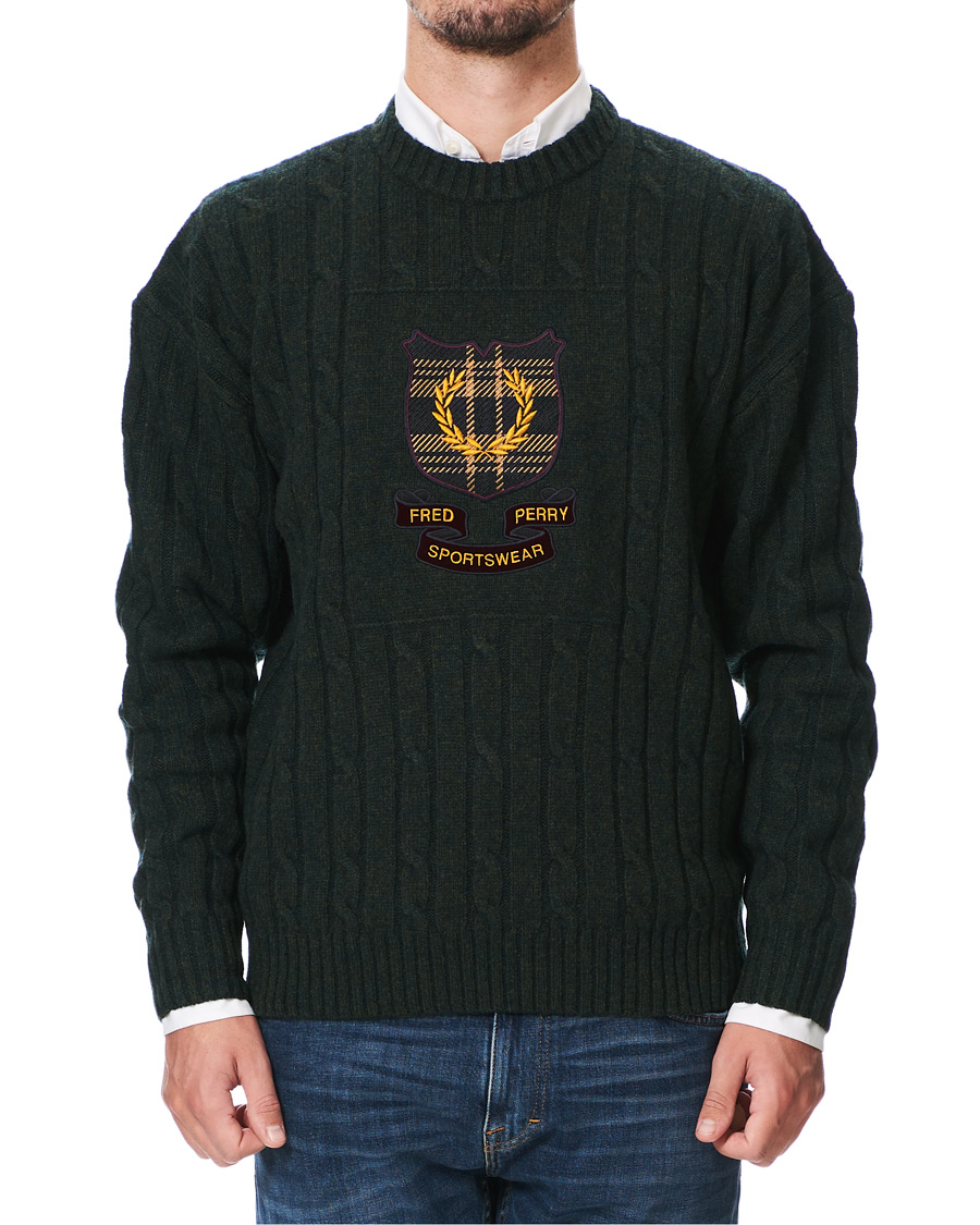 Herr | Tröjor | Fred Perry | Shield Cable Knit Jumper Hunting Green