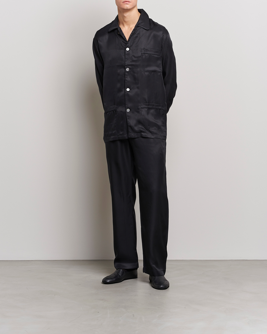 Herr | Pyjamas & Morgonrockar | Derek Rose | Striped Silk Pyjama Set Black