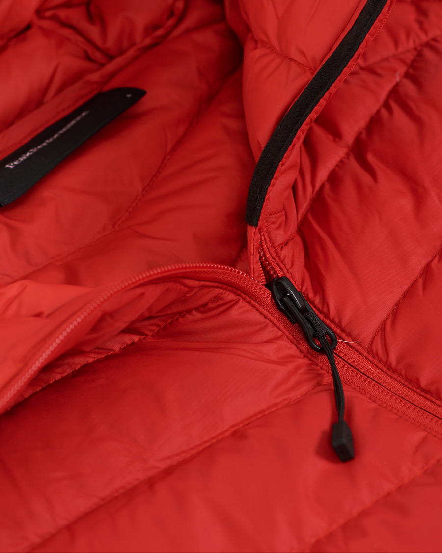Herr | Jackor | Peak Performance | Frost Liner Down Hooded Jacket Red