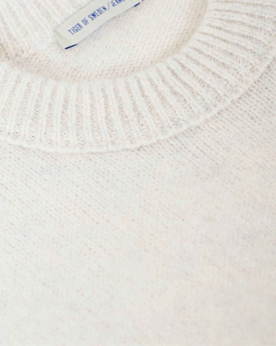 Herr | Tröjor | Tiger of Sweden Jeans | Prowler Knitted Crew Neck White