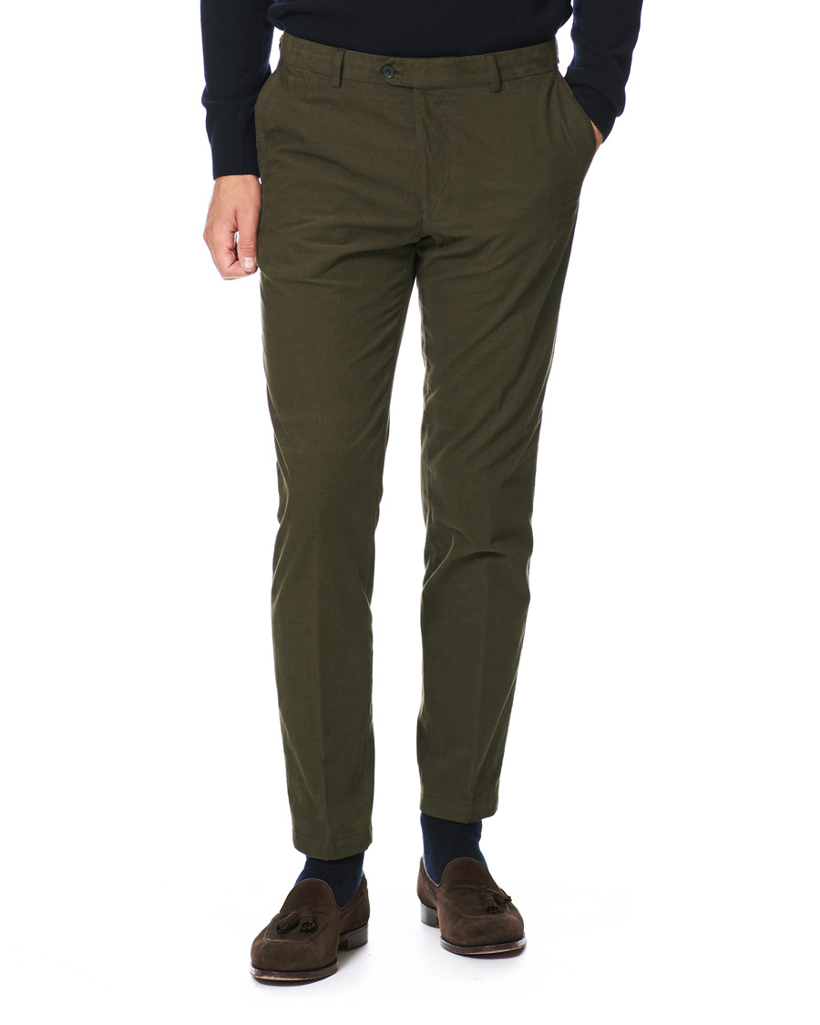 Herr | Byxor | Oscar Jacobson | Denz Baby Cord Trousers Olive