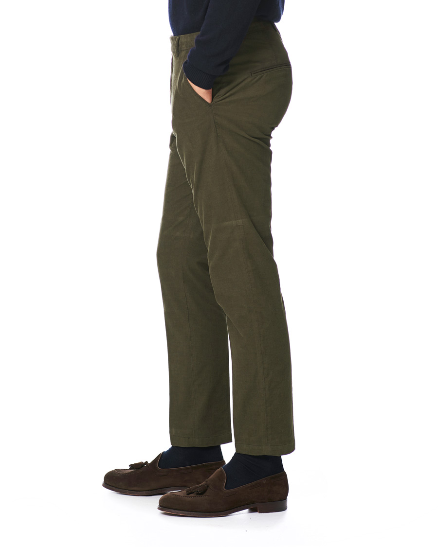 Herr | Byxor | Oscar Jacobson | Denz Baby Cord Trousers Olive