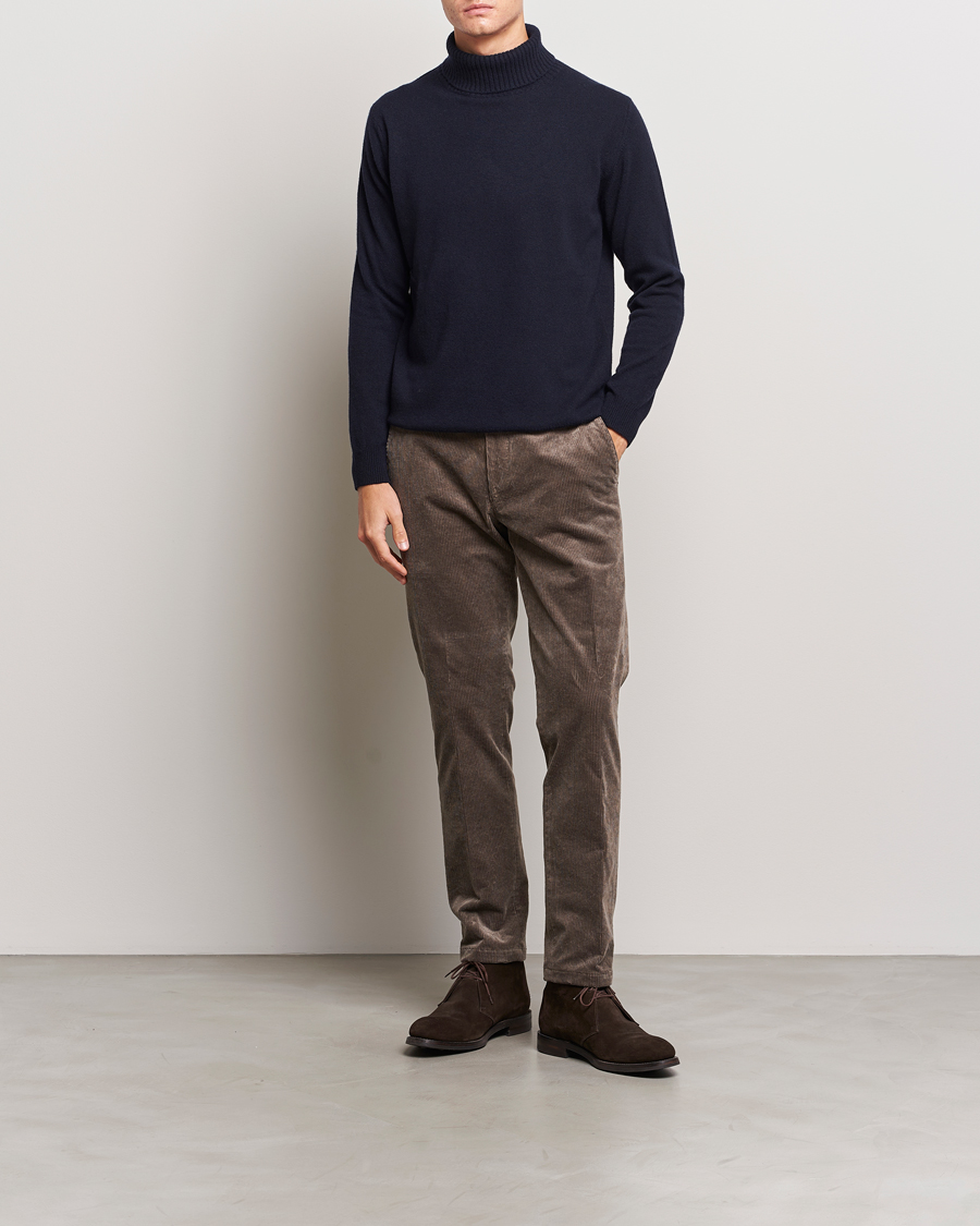 Herr | Byxor | Oscar Jacobson | Denz Corduroy Trousers Nutmeg
