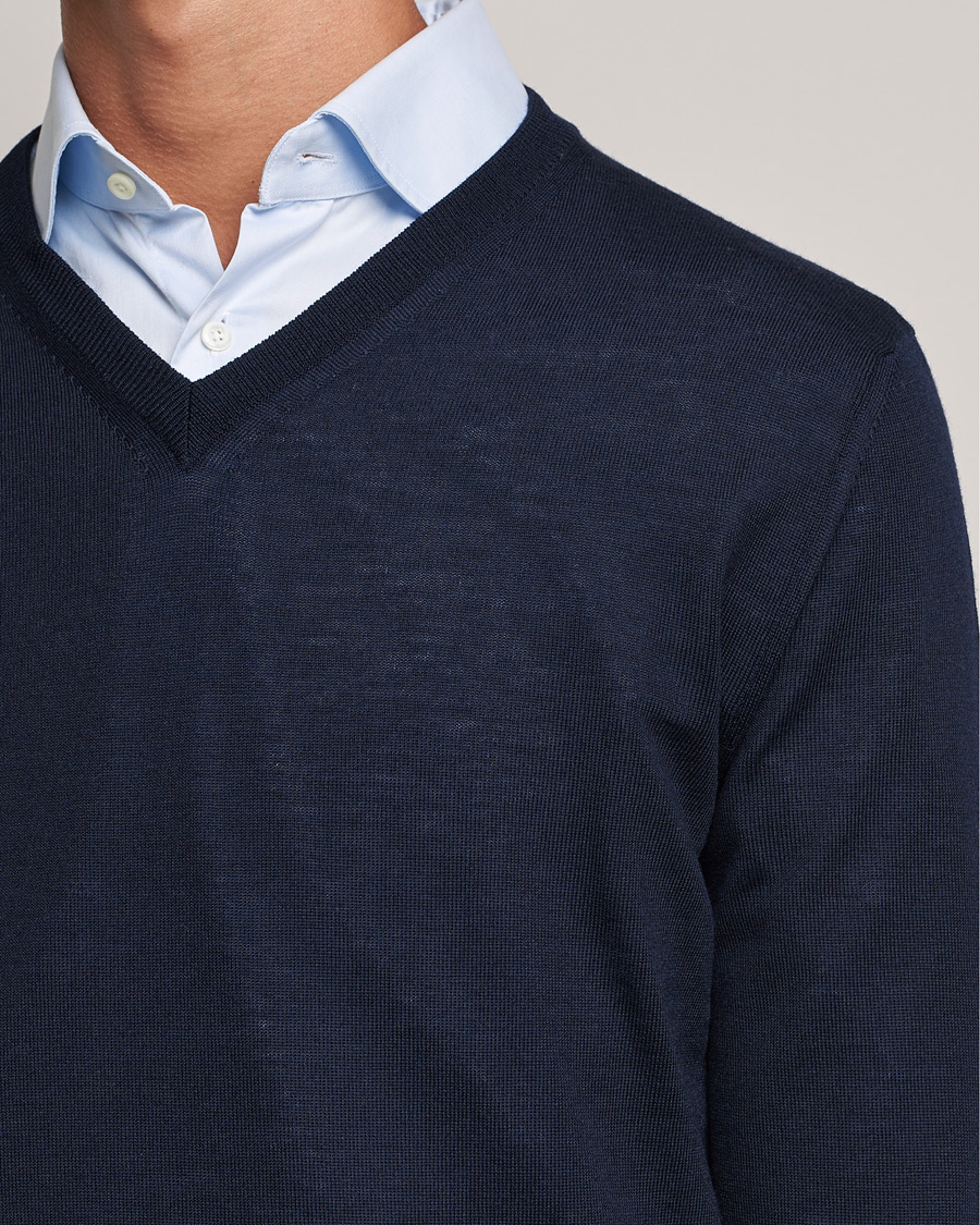 Herr | Tröjor | Canali | Merino Wool V-Neck Navy