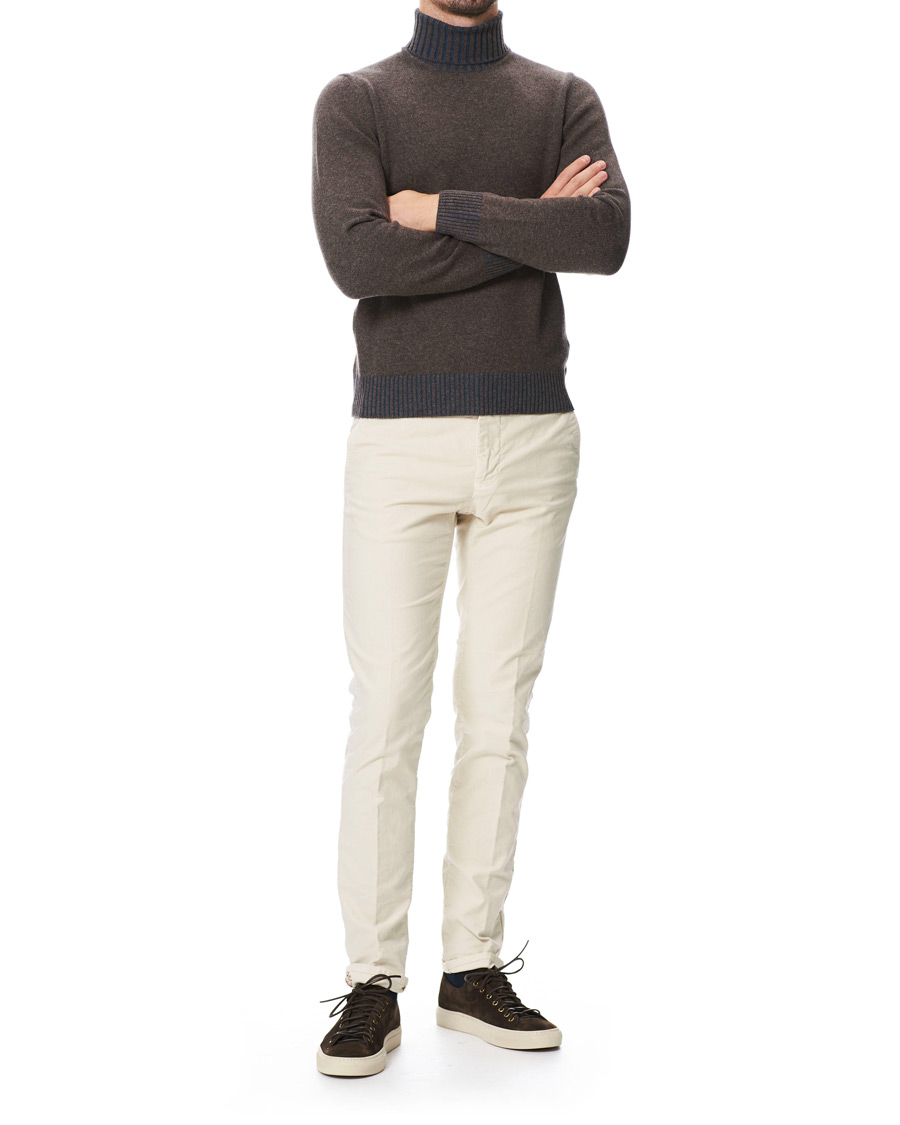 Herr | Byxor | Incotex | Slim Fit Garment Dyed Washed Slacks Off White