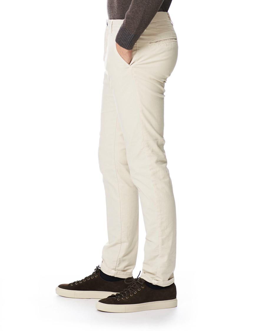 Herr | Byxor | Incotex | Slim Fit Garment Dyed Washed Slacks Off White