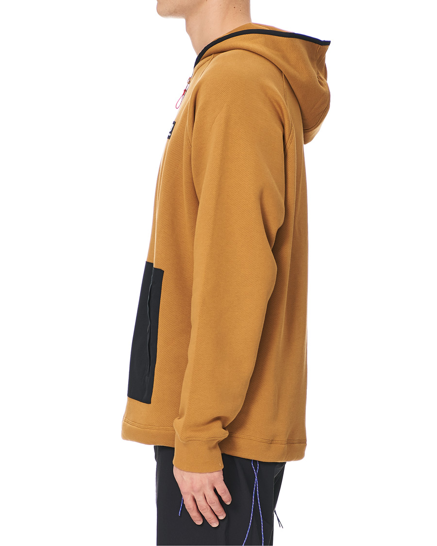 Herr | Tröjor | New Balance | All Terrain Half Zip Hoodie Brown