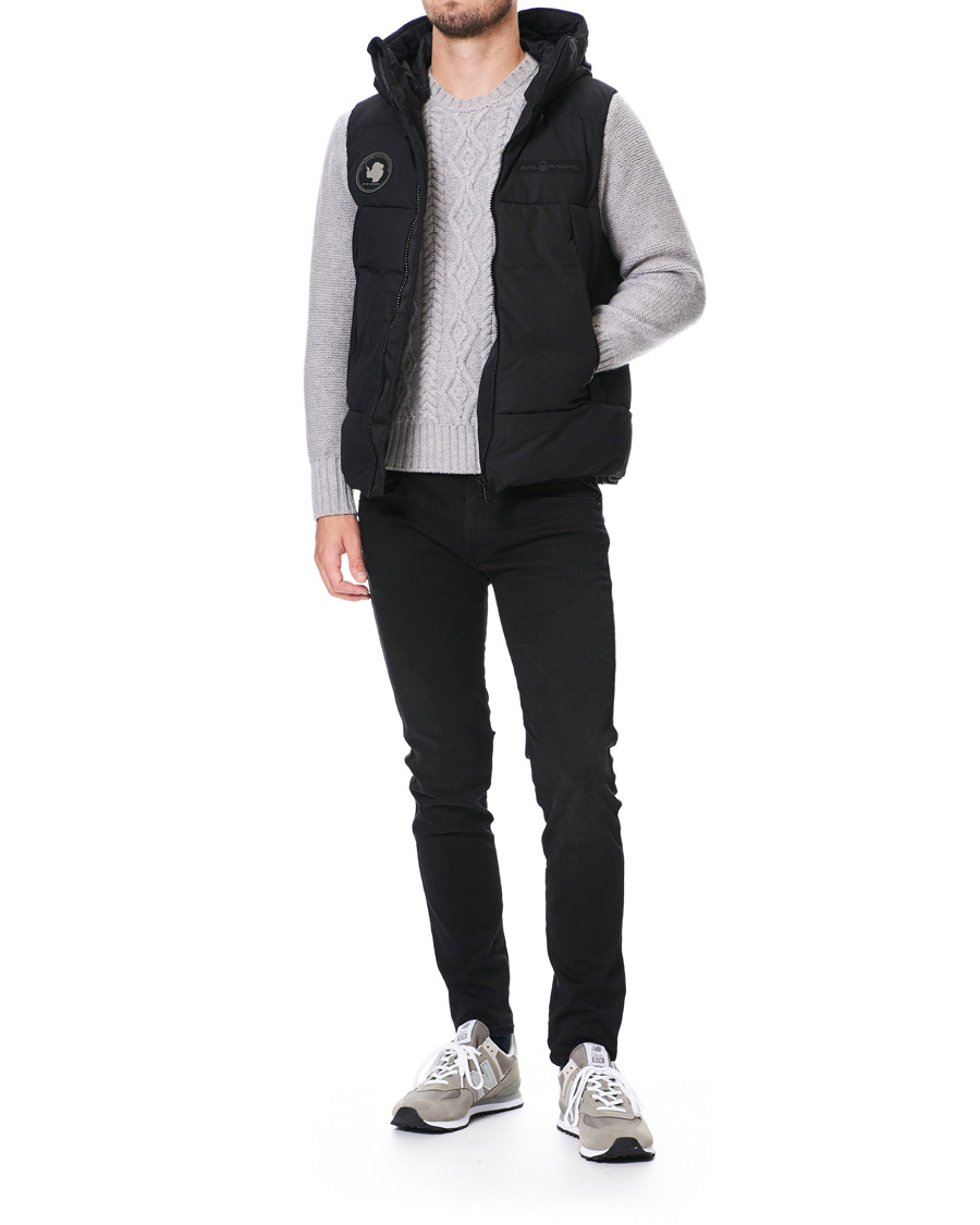 Herr | Jackor | Sail Racing | Artic Down Hooded Vest Carbon