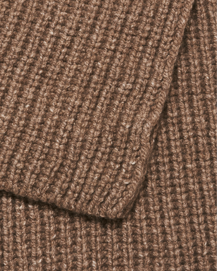 Herr | Johnstons of Elgin Heavy Knitted Cashmere Scarf Otter Mix | Johnstons of Elgin | Heavy Knitted Cashmere Scarf Otter Mix