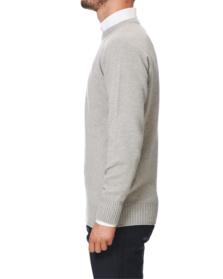 Herr | Tröjor | Johnstons of Elgin | Knitted Wool/Cashmere Raglan Crew Neck Silver Grey