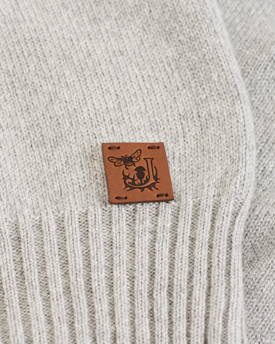 Herr | Tröjor | Johnstons of Elgin | Knitted Wool/Cashmere Raglan Crew Neck Silver Grey