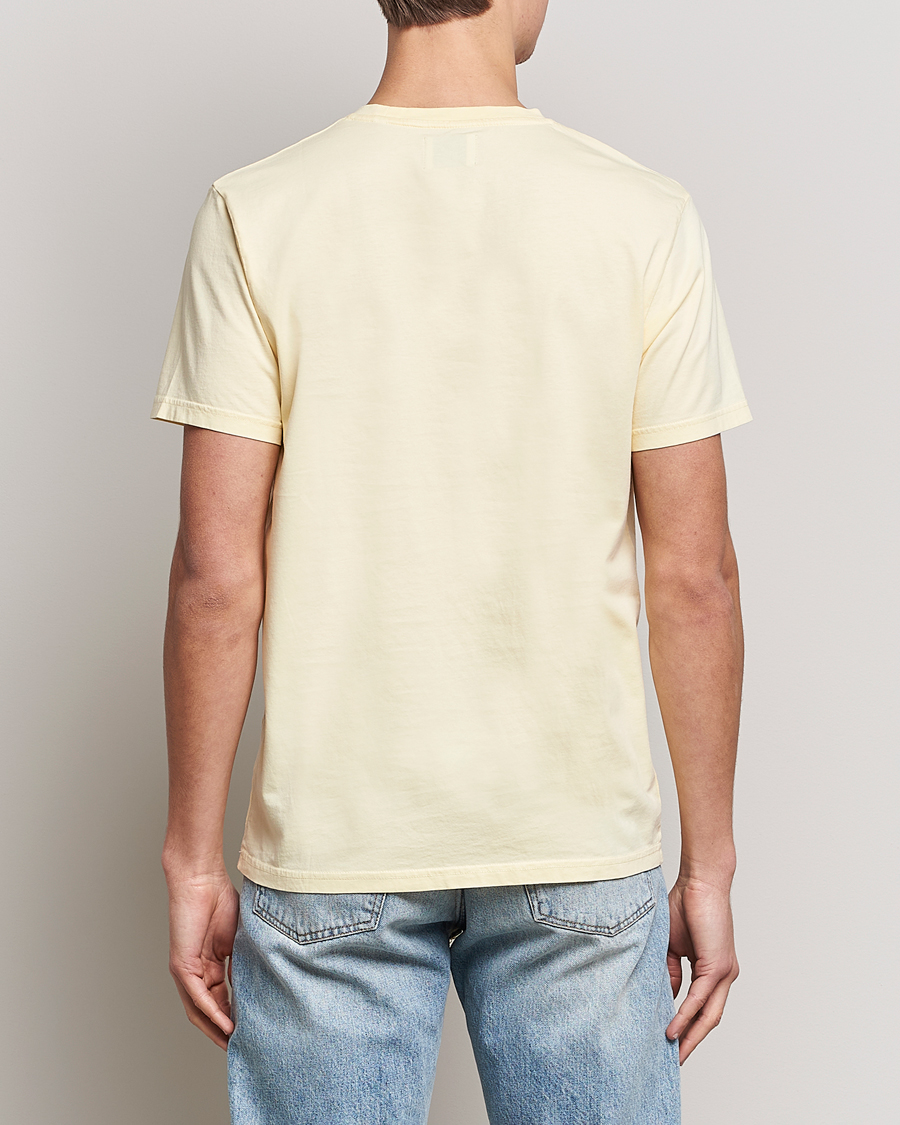 Herr | Avdelningar | Colorful Standard | Classic Organic T-Shirt Soft Yellow