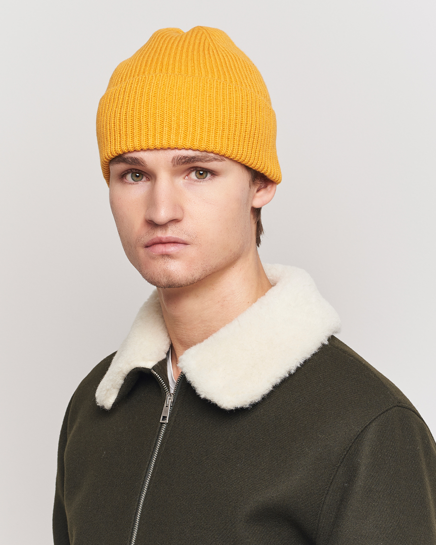 Herr | Colorful Standard Merino Wool Beanie Burned Yellow | Colorful Standard | Merino Wool Beanie Burned Yellow