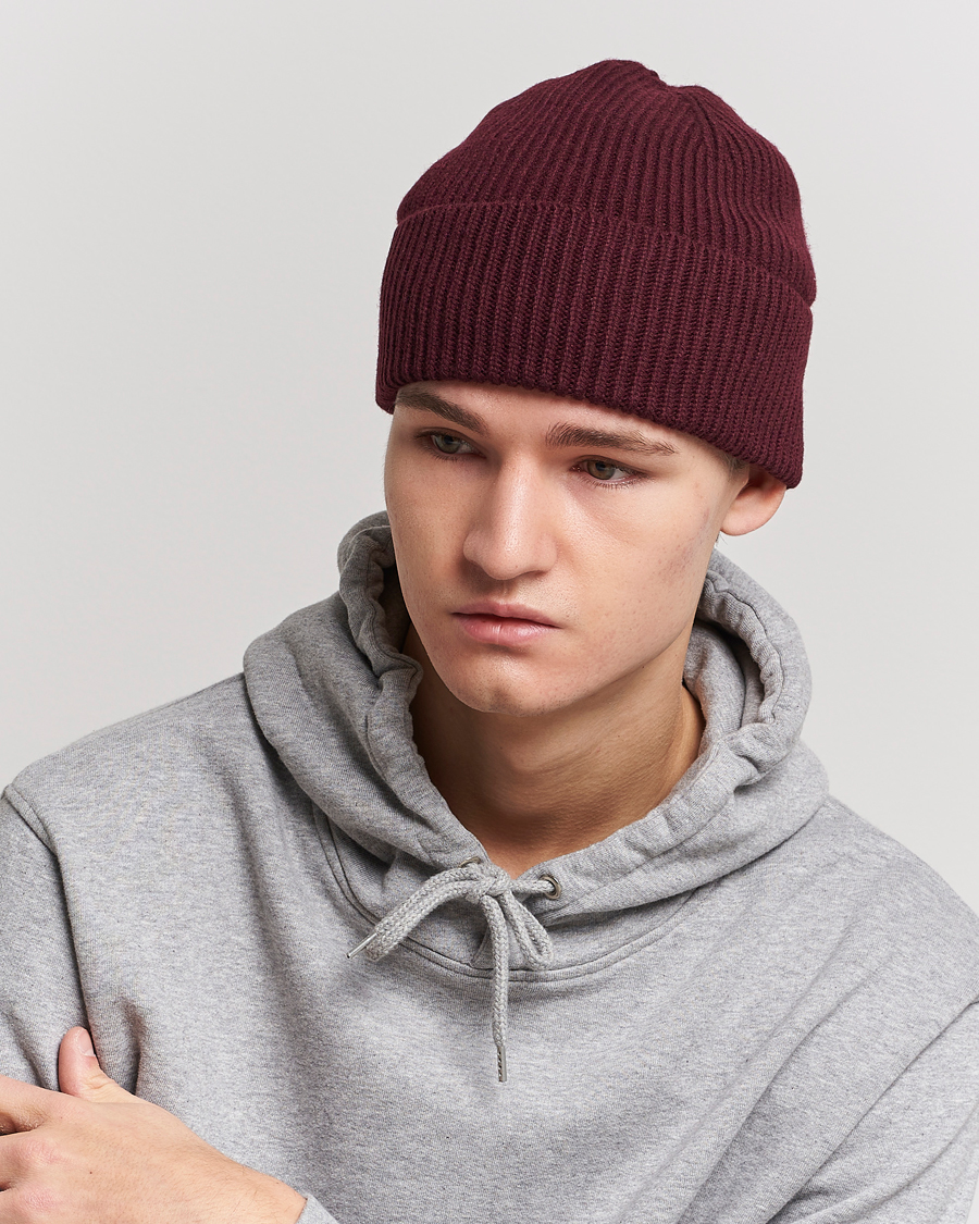 Herr | Colorful Standard Merino Wool Beanie Oxblood Red | Colorful Standard | Merino Wool Beanie Oxblood Red