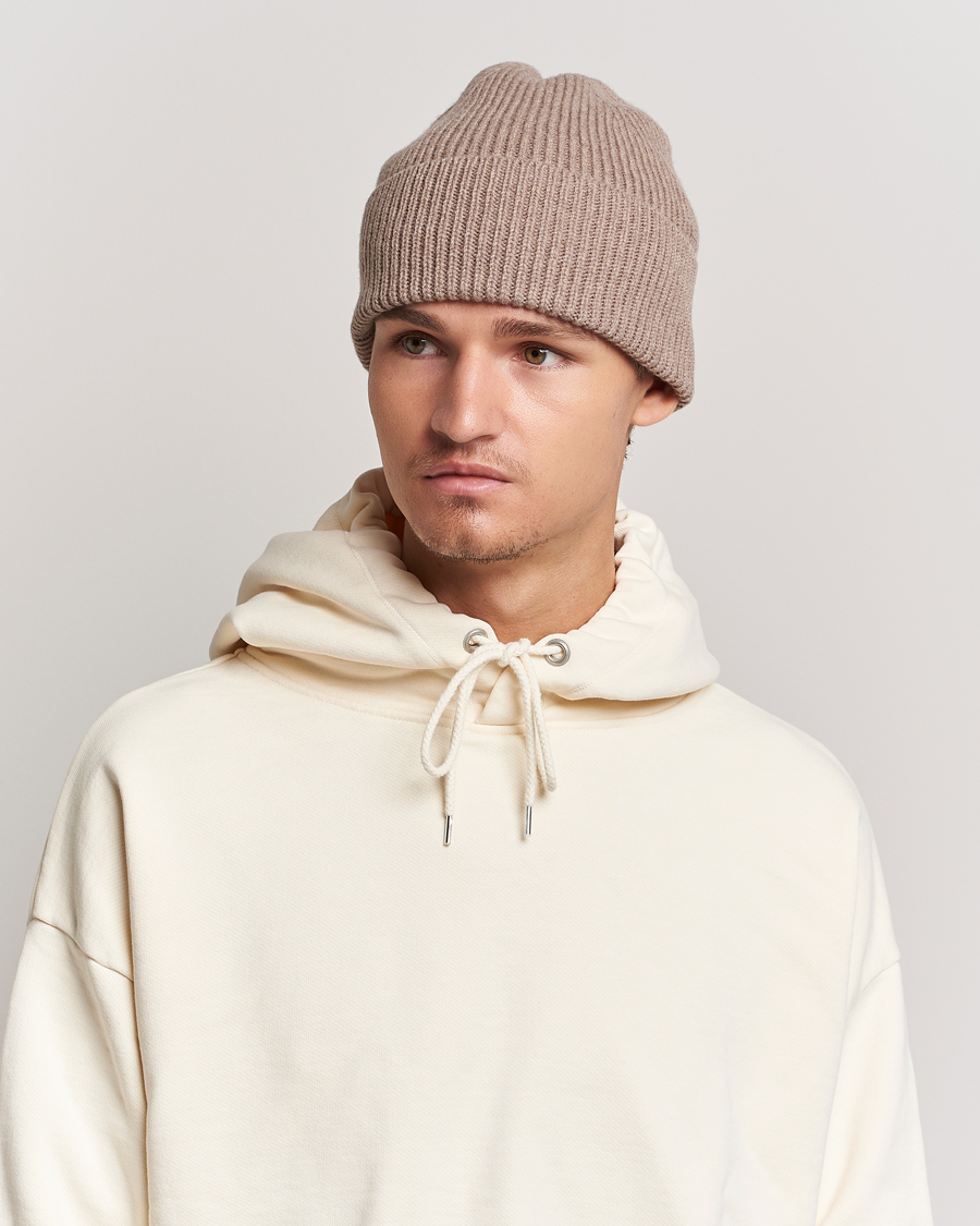 Herr | Colorful Standard Merino Wool Beanie Warm Taupe | Colorful Standard | Merino Wool Beanie Warm Taupe