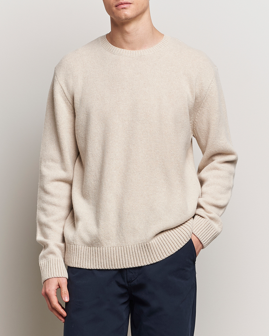 Herr | Stickade tröjor | Colorful Standard | Classic Merino Wool Crew Neck Ivory White