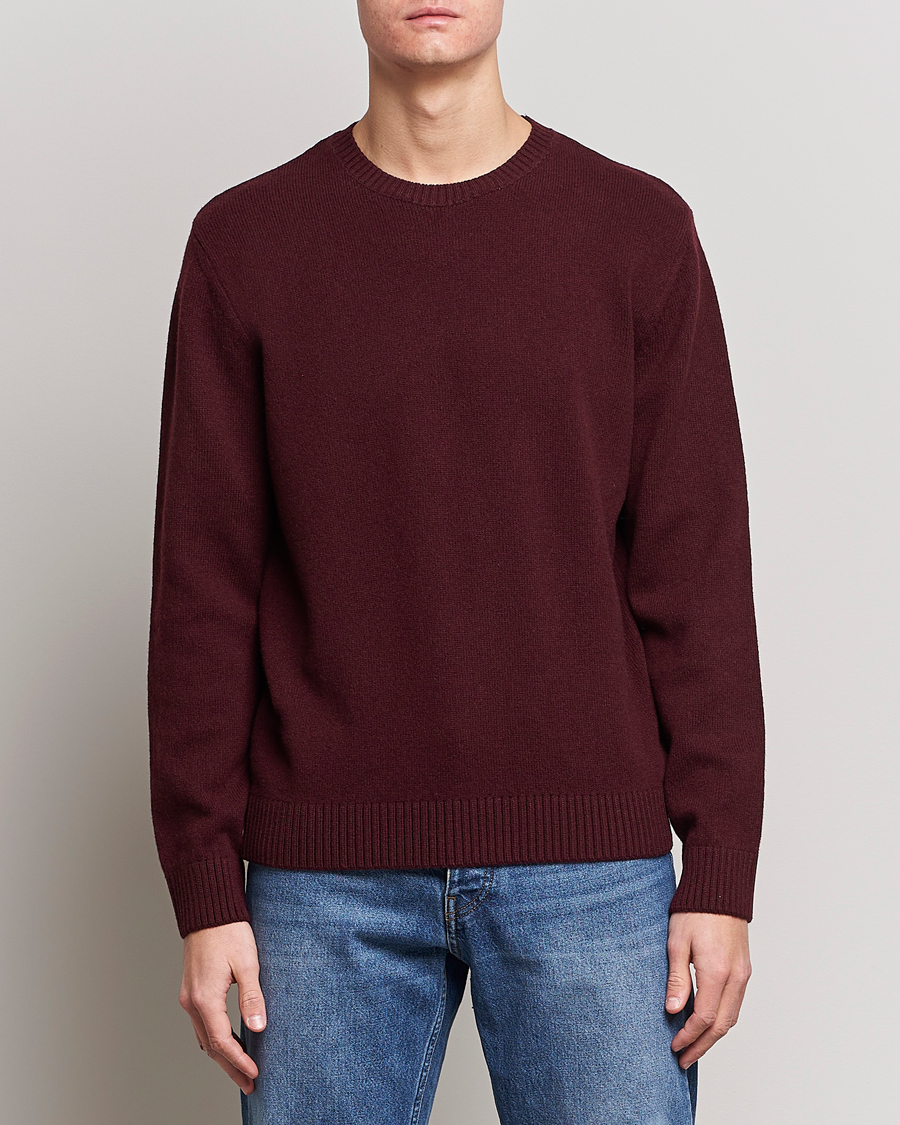 Herr | Stickade tröjor | Colorful Standard | Classic Merino Wool Crew Neck Oxblood Red