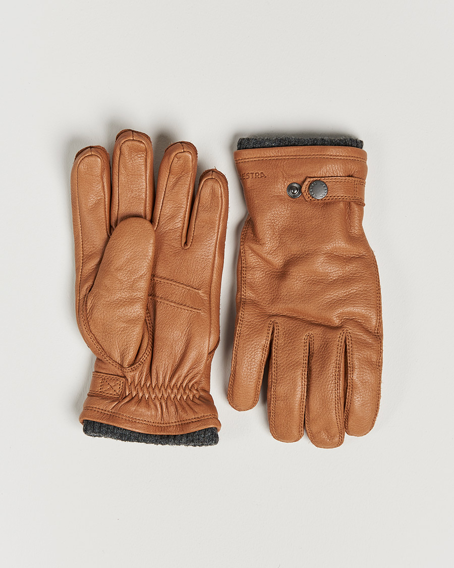 Herr | Handskar | Hestra | Utsjö Fleece Lined Buckle Elkskin Glove Cognac