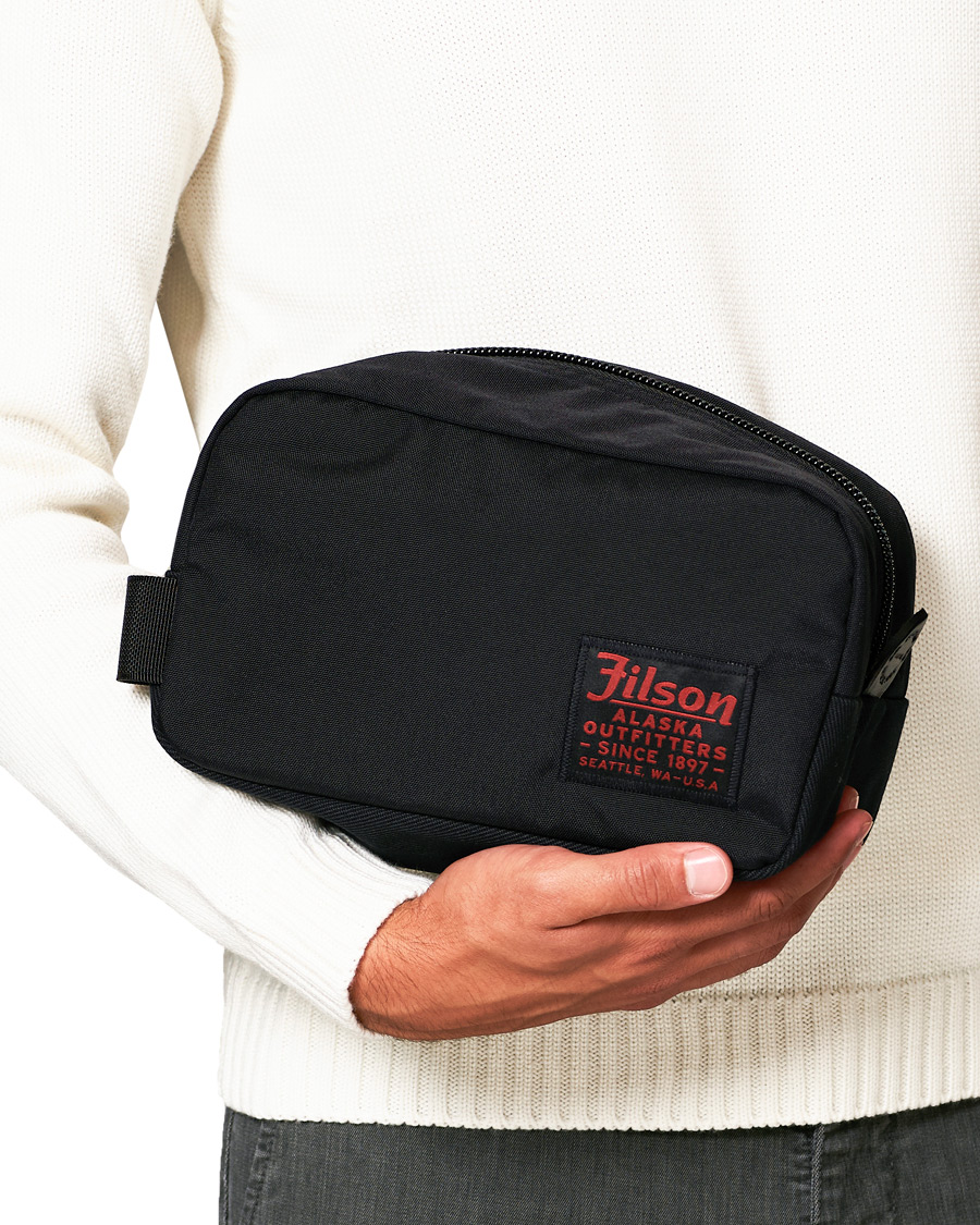 Herr | Filson Nylon Travel Pack Dark Navy | Filson | Nylon Travel Pack Dark Navy