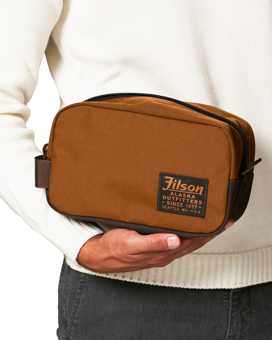 Herr | Filson Nylon Travel Pack Whiskey | Filson | Nylon Travel Pack Whiskey