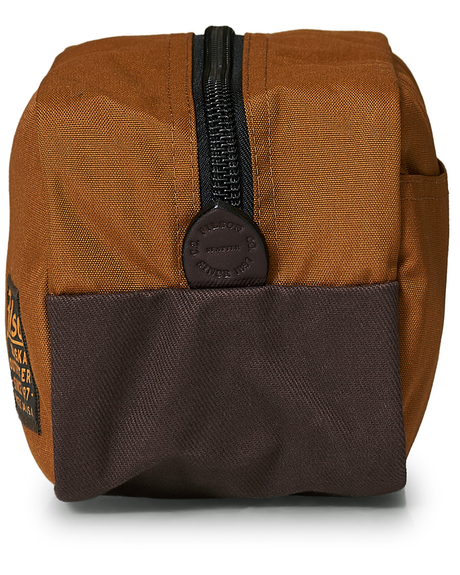 Herr | Filson Nylon Travel Pack Whiskey | Filson | Nylon Travel Pack Whiskey