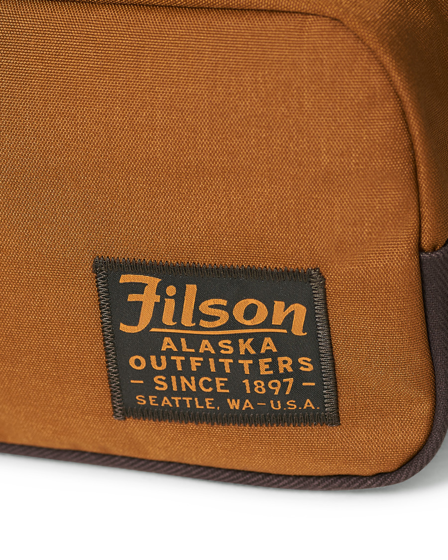 Herr | Filson Nylon Travel Pack Whiskey | Filson | Nylon Travel Pack Whiskey
