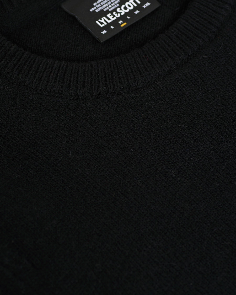Herr | Tröjor | Lyle & Scott | Lambswool Crew Neck Pullover Black