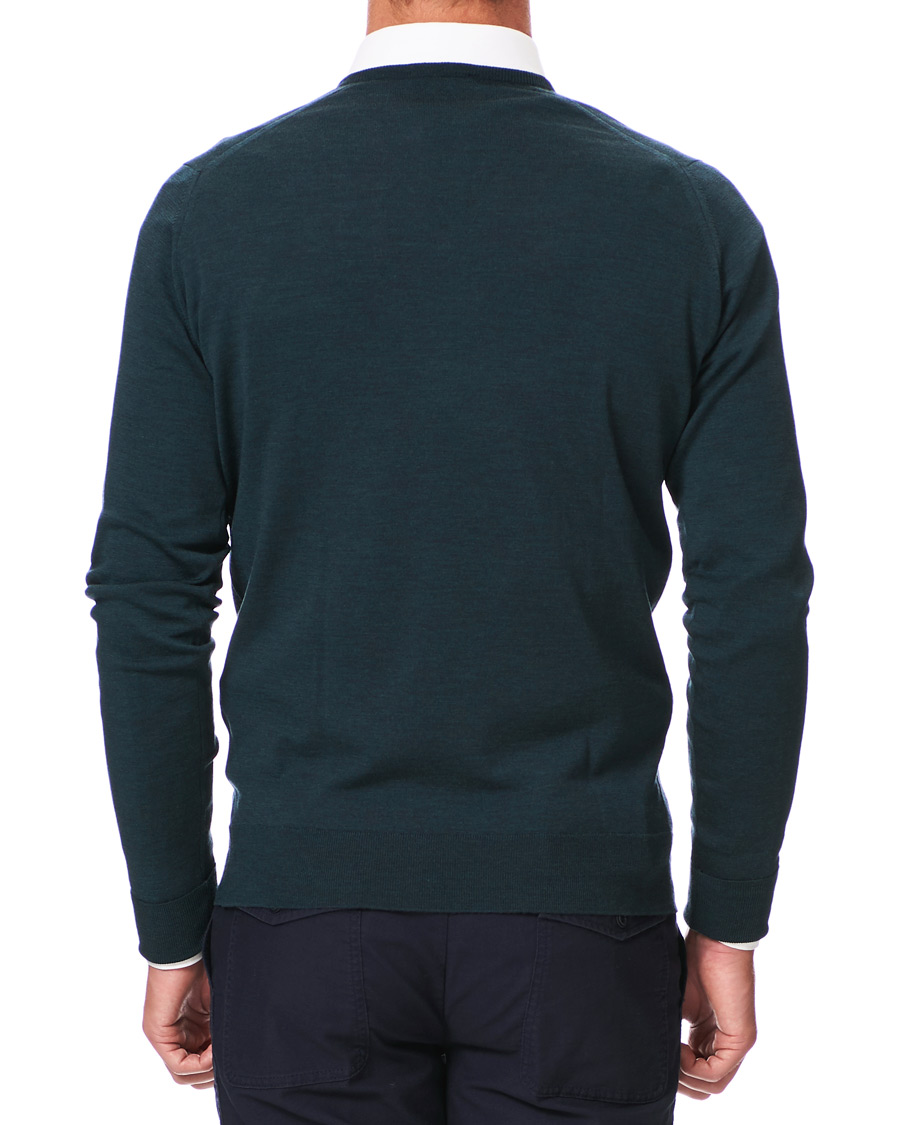 Herr | Tröjor | John Smedley | Bobby Extra Fine Merino V-Neck Pullover Racing Green