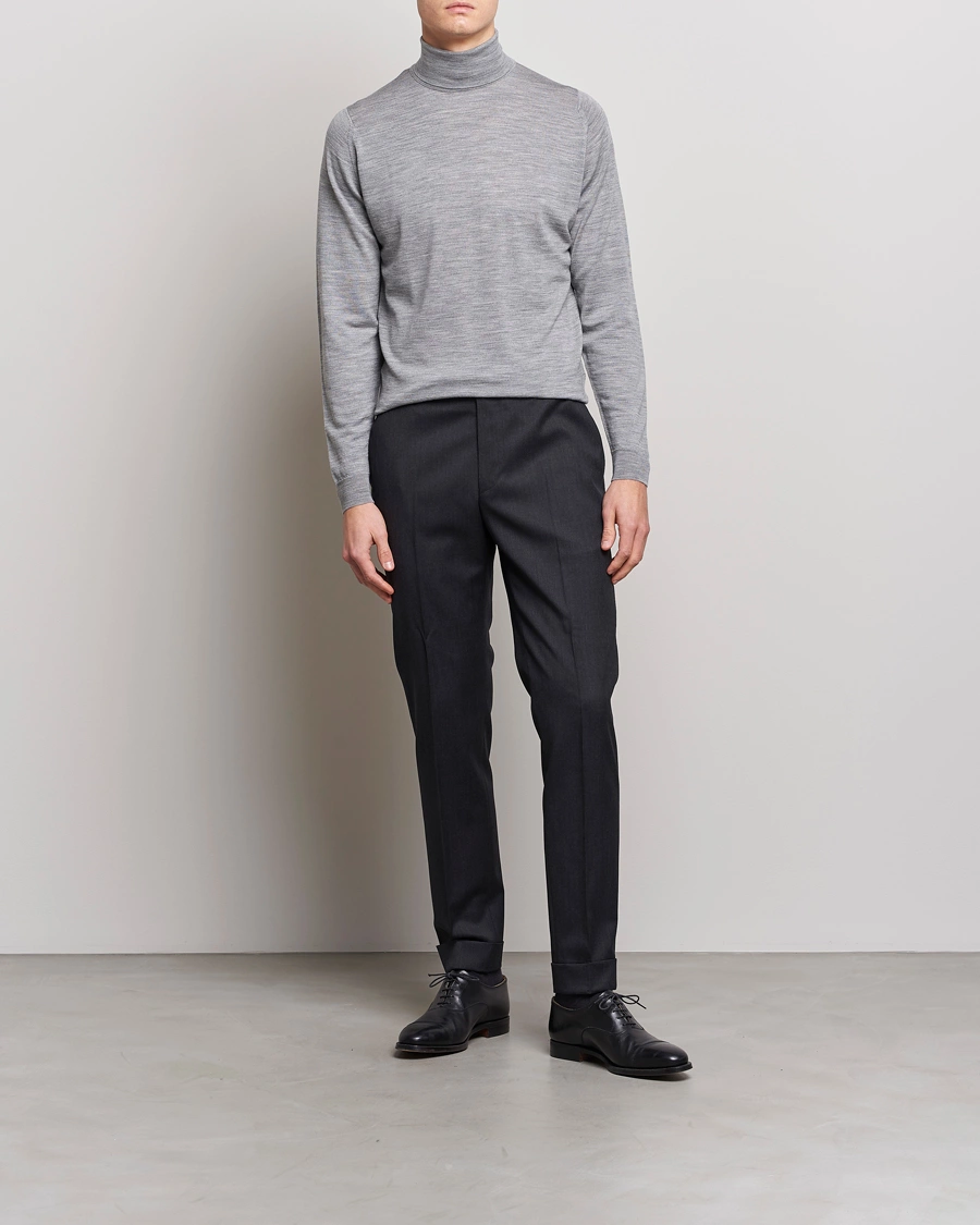 Herr | Tröjor | John Smedley | Cherwell Extra Fine Merino Rollneck Silver