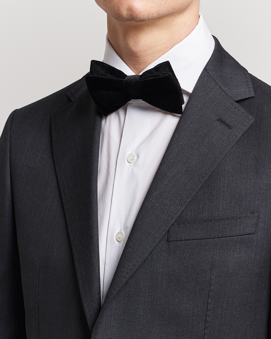 Men | Bow Ties | Amanda Christensen | Velvet Pre Tie Black