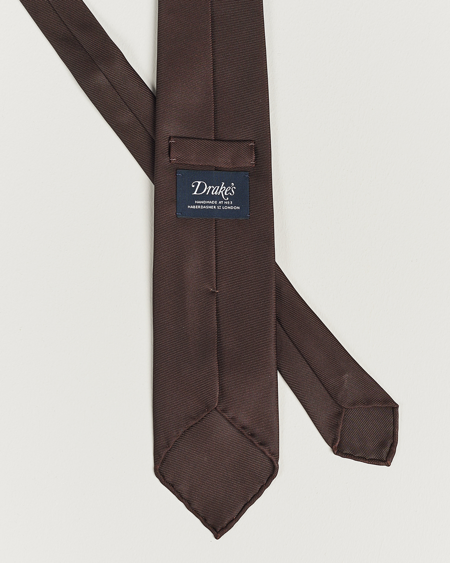 Herr | Drake's Handrolled Woven Silk 8 cm Tie Brown | Drake's | Handrolled Woven Silk 8 cm Tie Brown