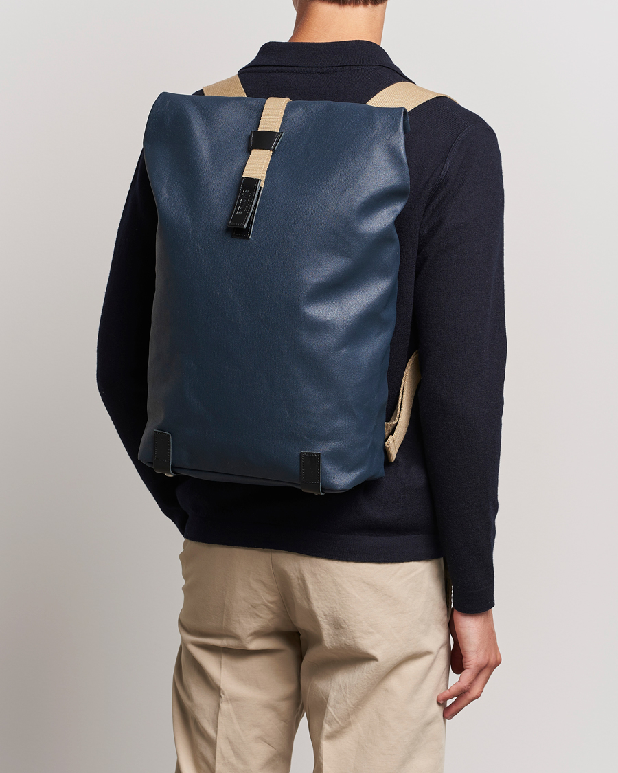 Herr | Väskor | Brooks England | Pickwick Cotton Canvas 26L Backpack Dark Blue/Black