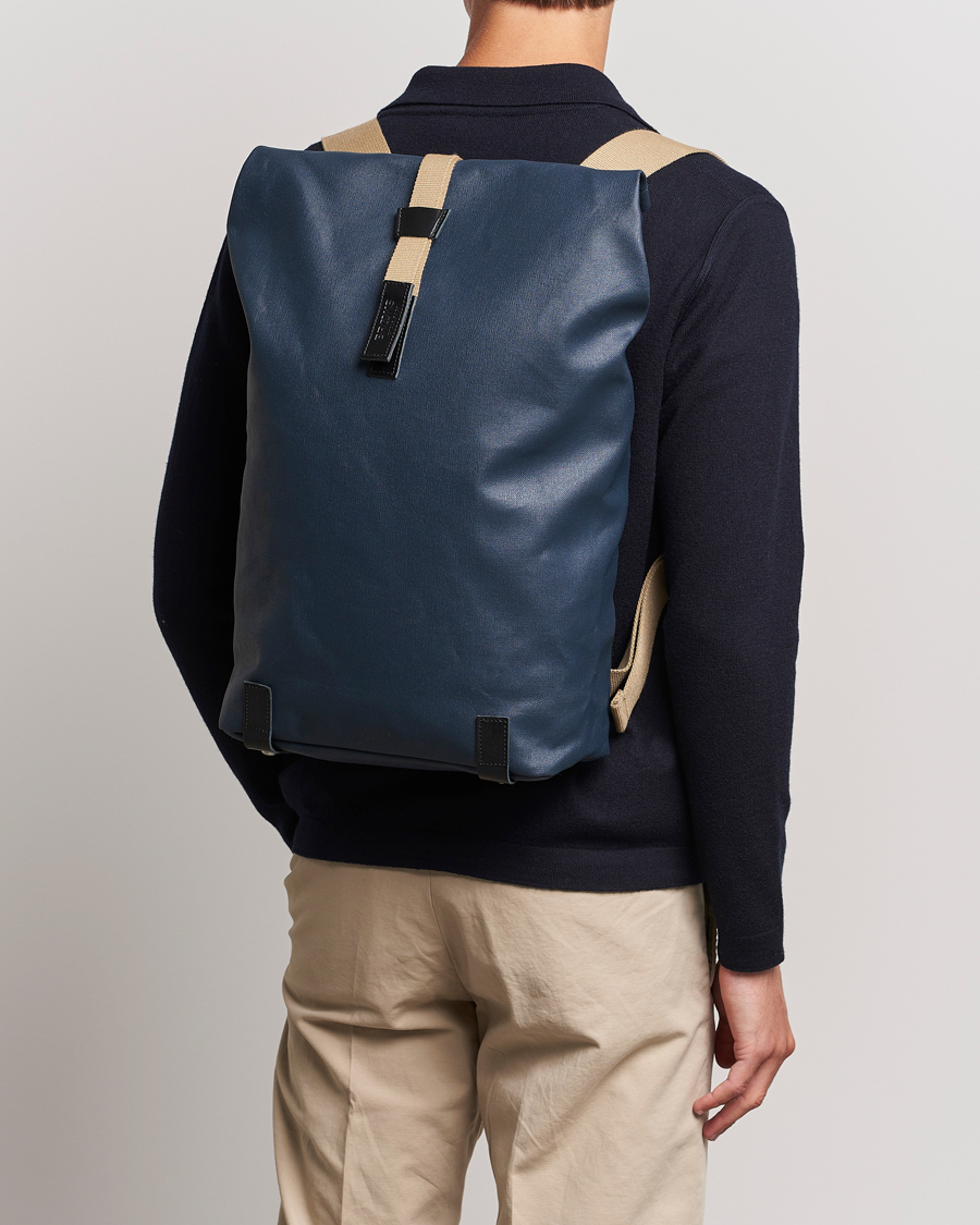 Herr | Best of British | Brooks England | Pickwick Cotton Canvas 26L Backpack Dark Blue/Black