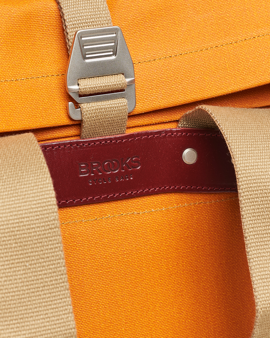 Herr | Väskor | Brooks England | Pickwick Cotton Canvas 26L Backpack Goose Beak/Maroon