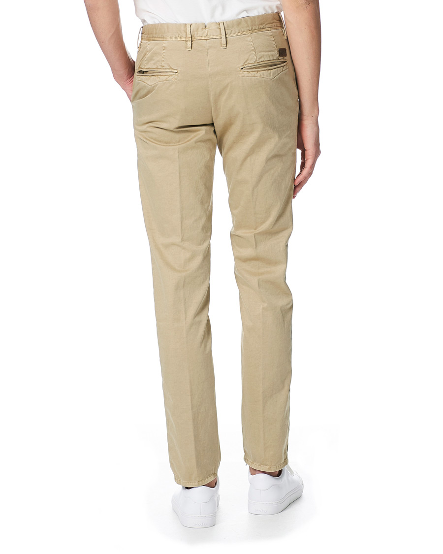 Herr | Byxor | Incotex | Slim Fit Garment Dyed Slacks Beige