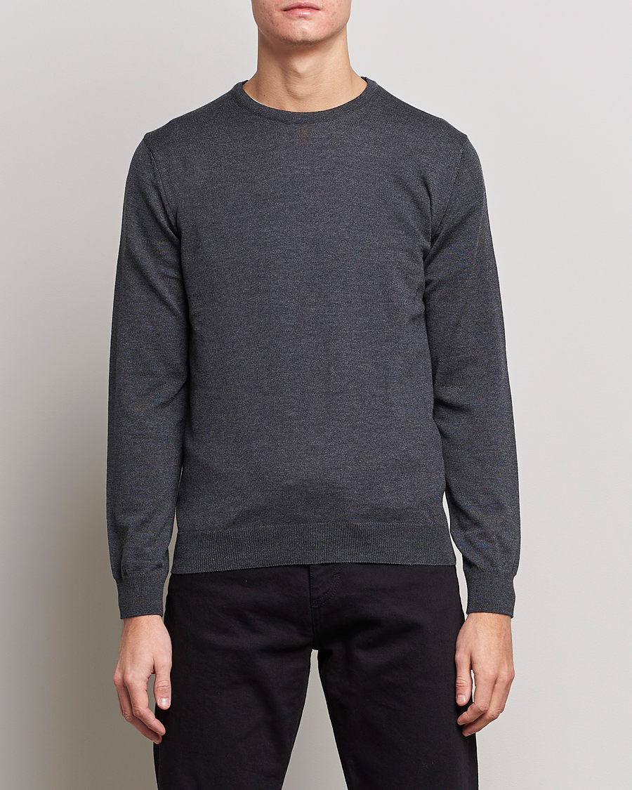 Herr | Wardrobe basics | Stenströms | Merino Crew Neck Anthracite