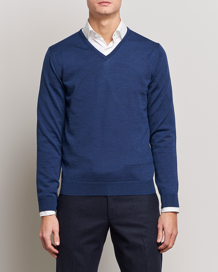 Herr | Business & Beyond | Stenströms | Merino V-Neck Blue