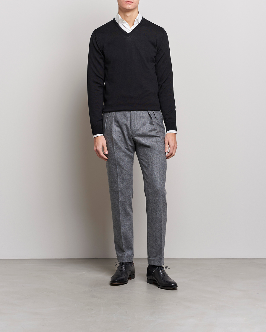 Herr | Tröjor | Stenströms | Merino V-Neck Black